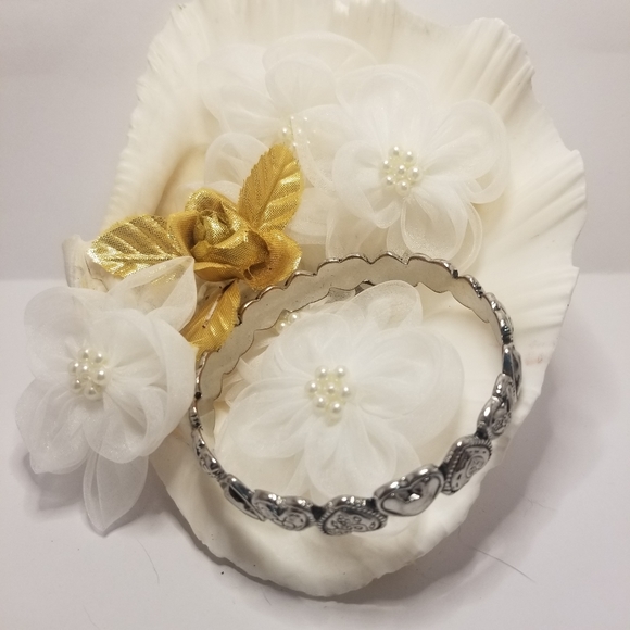 Silver Hearts Bangle - Picture 2 of 2